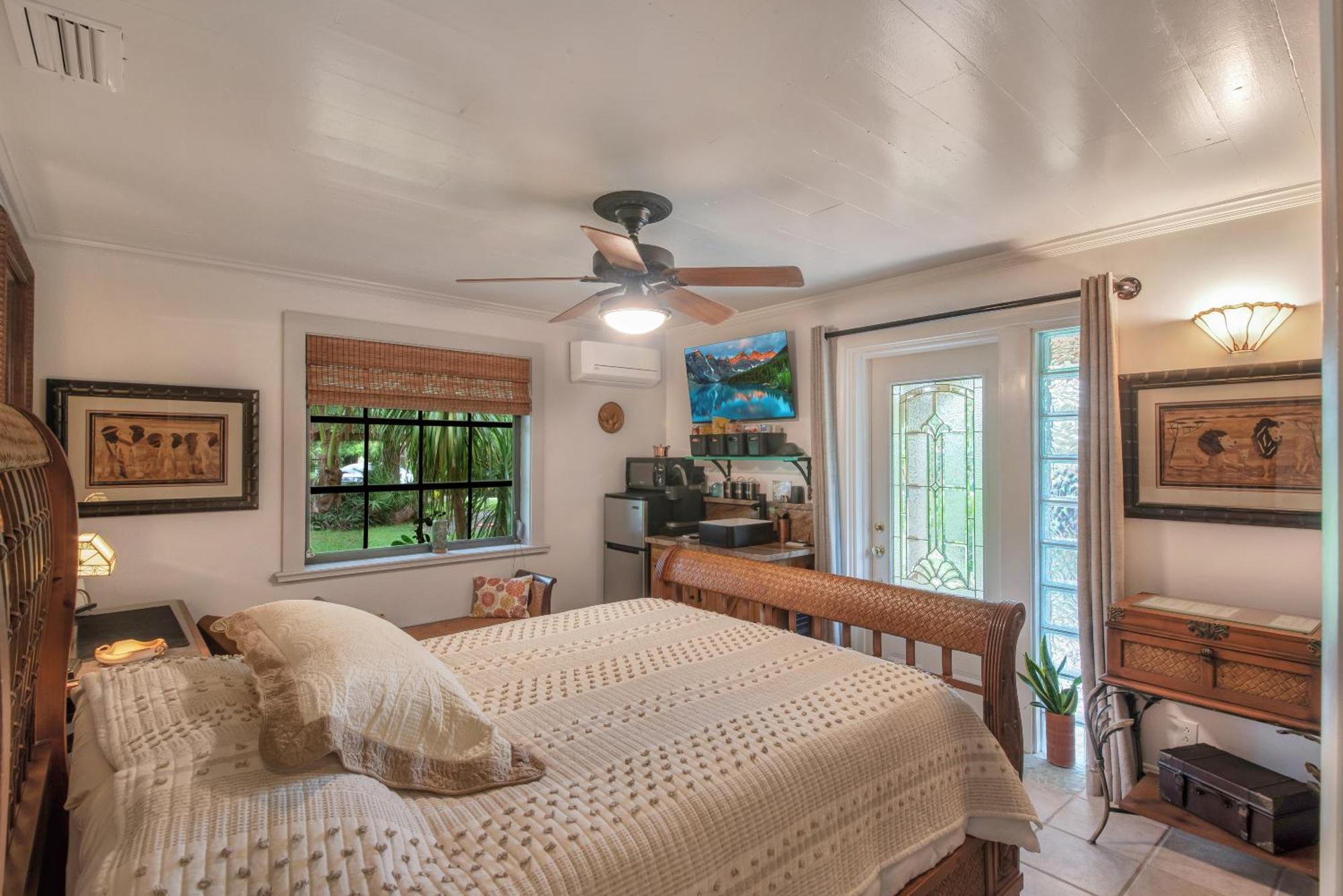 레이크워쓰 La Quiete Cove For One B&B 외부 사진